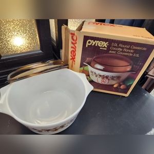 Pyrex 3L Casserole Dish Brown